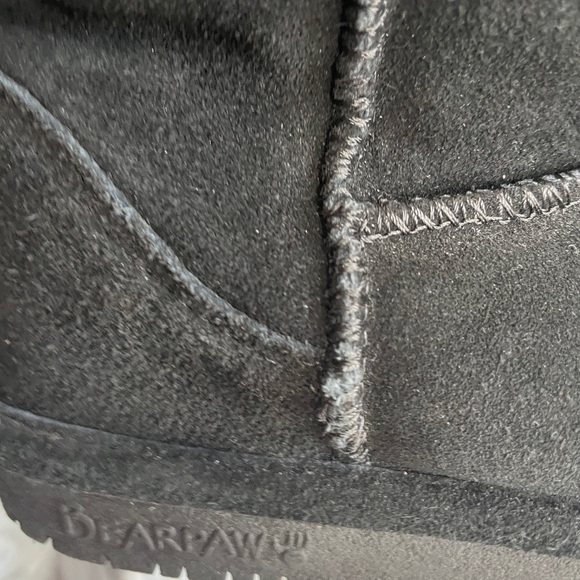 BearPaw Classic Black Boots youth size 4 - Picture 9 of 9